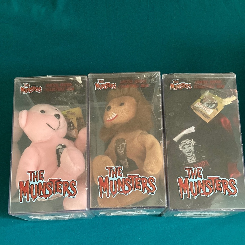 The Munsters Collectible Plush Set